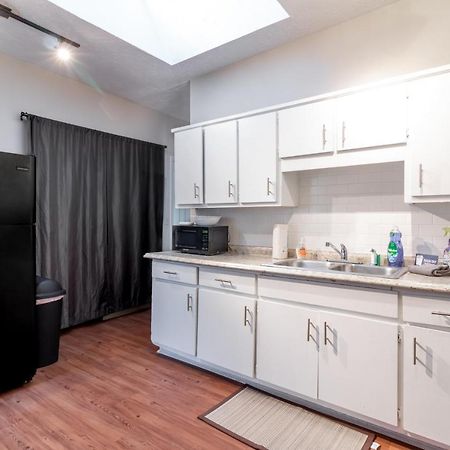Sunny Sweetheart-Front Apartment near Riverwalk Columbus Buitenkant foto