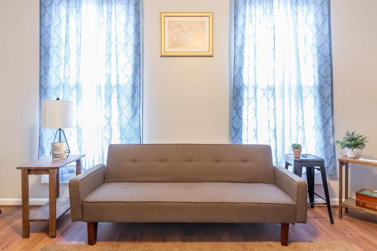 Sunny Sweetheart-Front Apartment near Riverwalk Columbus Buitenkant foto