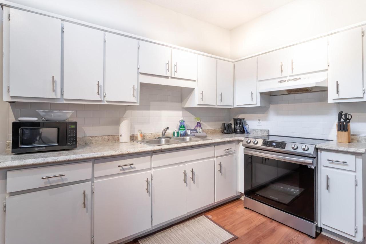 Sunny Sweetheart-Front Apartment near Riverwalk Columbus Buitenkant foto
